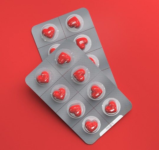 Red,Pills,In,The,Shape,Of,A,Heart,In,A